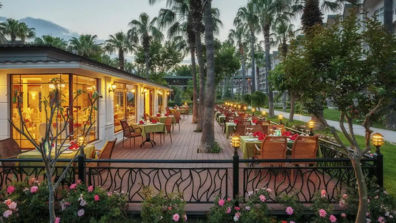 Dobedan World Palace Kemer