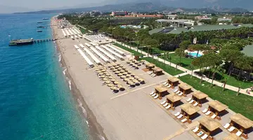 Dobedan World Palace