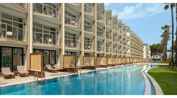 DOBEDAN WORLD PALACE
