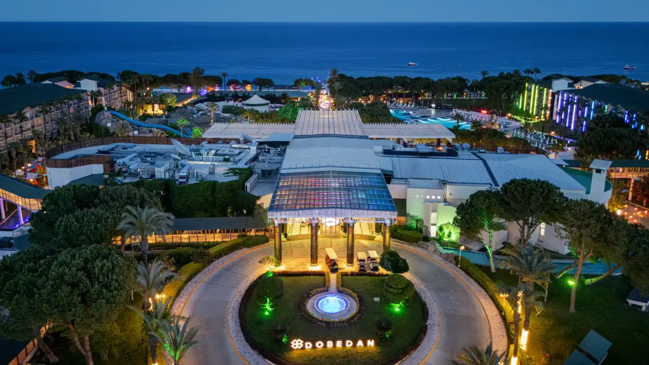 DOBEDAN WORLD PALACE