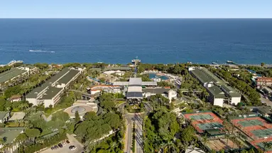 DOBEDAN WORLD PALACE