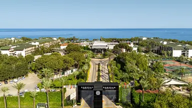DOBEDAN WORLD PALACE