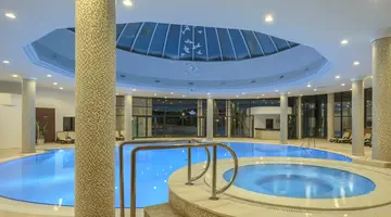 DOBEDAN WORLD PALACE