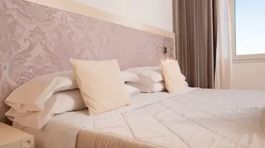 DOGE HOTEL