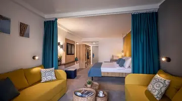 Dojazd własny  - Hotel Sunny Baska *** by Valamar
