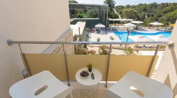 Dojazd własny - Wczasy w Chorwacji - Hotel Adria **** - All Inclusive