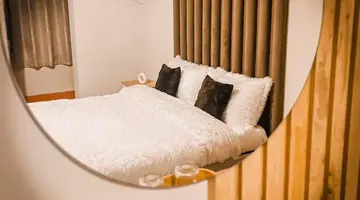 Dolanit Hotels Lalez