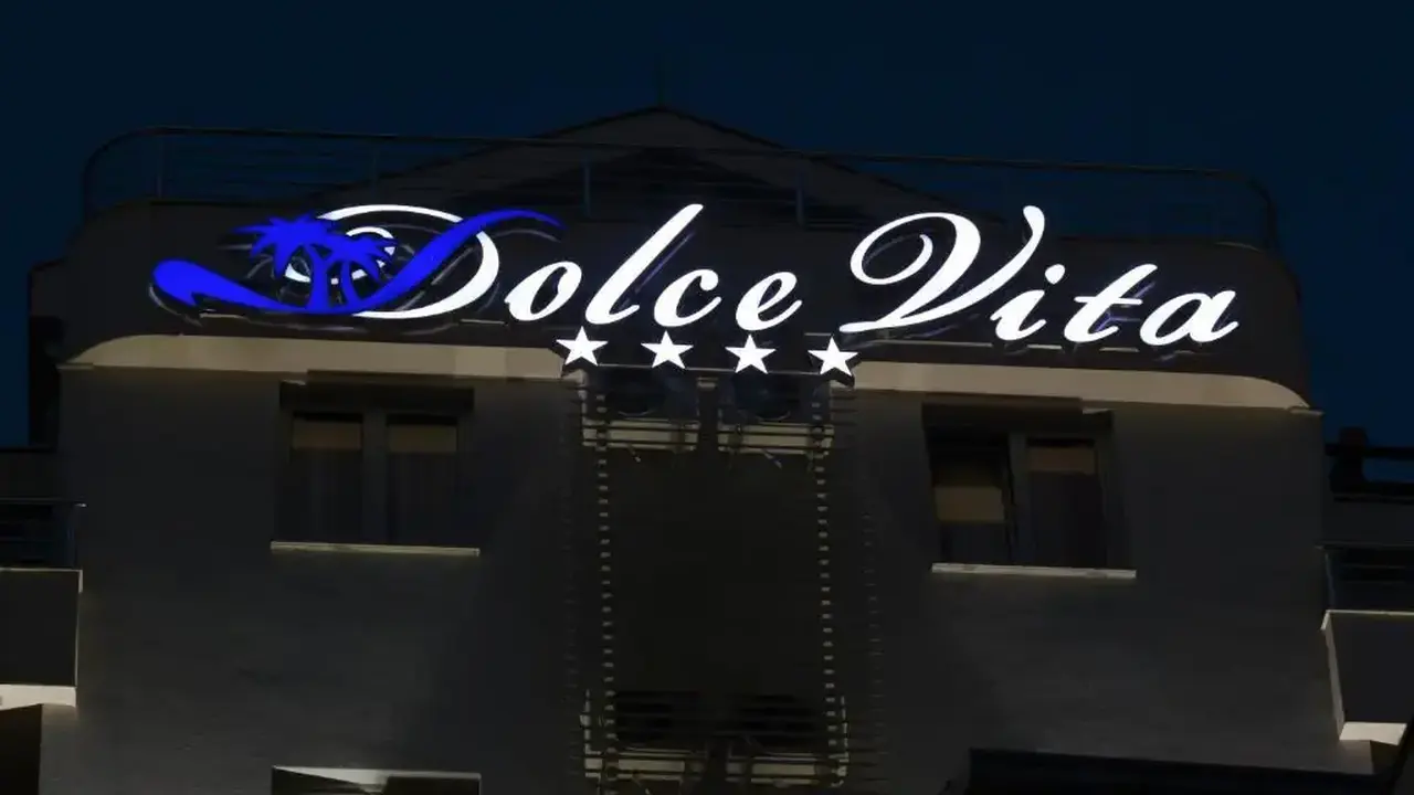 DOLCE VITA