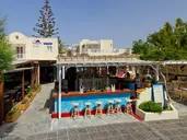 DOLPHINS APARTMENTS