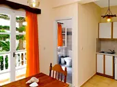 DOLPHINS APARTMENTS