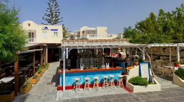 Dolphins Apartments