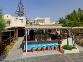 Dolphins Apartments