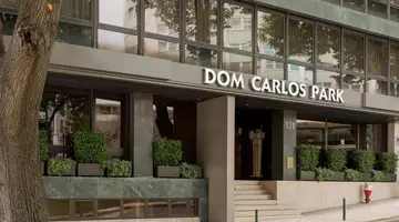 Dom Carlos Park