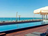 Dom José Beach Hotel