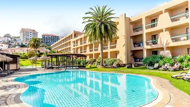 Dom Pedro Garajau Apartment & Nature