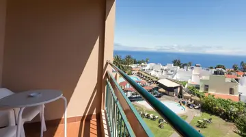 Dom Pedro Garajau Madeira