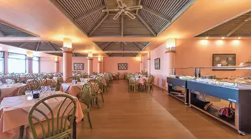 Dom Pedro Garajau Madeira