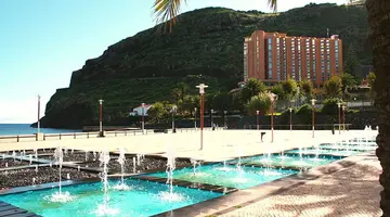 Dom Pedro Madeira Ocean Beach