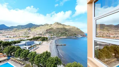Dom Pedro Madeira Ocean Beach