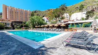 Dom Pedro Madeira Ocean Beach