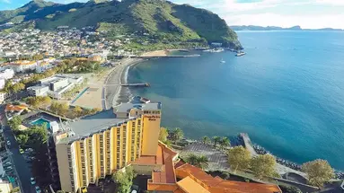 Dom Pedro Madeira Ocean Beach