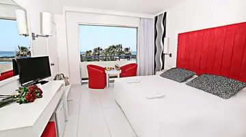 Dome Beach Hotel