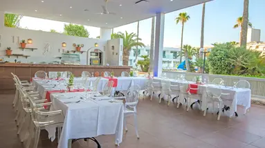 Dome Beach Hotel