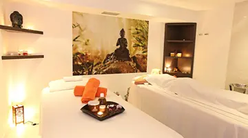 Dome Beach Hotel