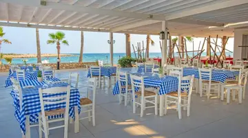 Dome Beach Hotel
