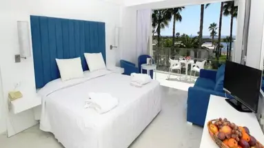 Dome Beach Hotel