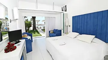 Dome Beach Hotel