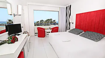 Dome Beach Hotel