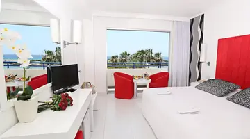 Dome Beach Hotel