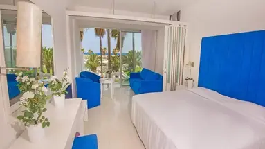 Dome Beach Hotel