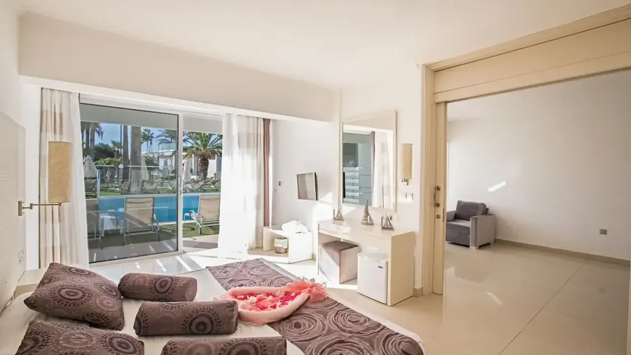 Dome Beach Marina Hotel & Resort