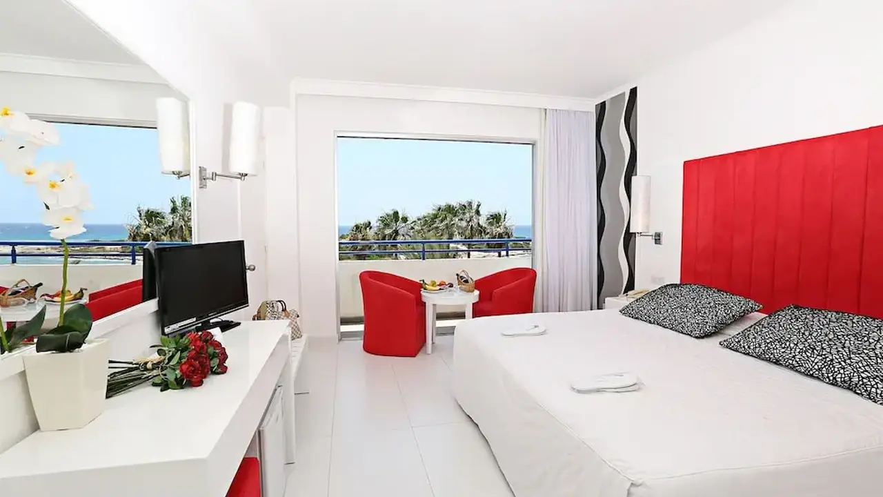 Dome Beach Marina Hotel & Resort