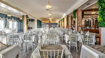 Dome Hotel