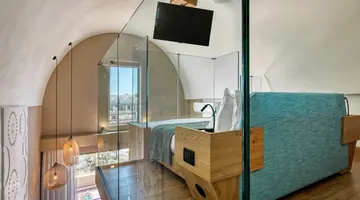 DOMES NORUZ CHANIA, AUTOGRAPH COLLECTION