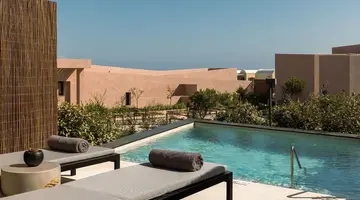 Domes Novos Santorini Autograph Collection