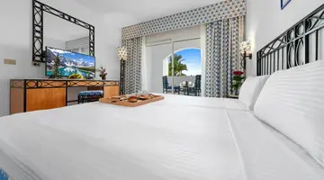 Domina Coral Bay Aquamarine Pool Sharm E