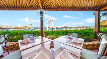 DOMINA CORAL BAY RESORT