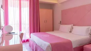 Domina Zagarella