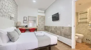 Domus Pietro Inn