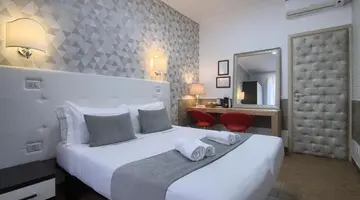 Domus Pietro Inn