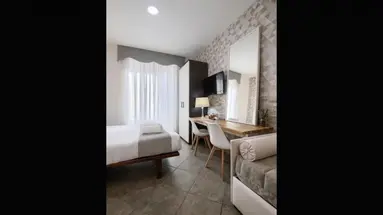Domus Pietro Inn