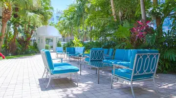 Dorchester Miami Beach Hotel & Suites