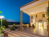 DORE BOUTIQUE HOTEL