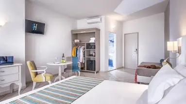 DORE HOTEL