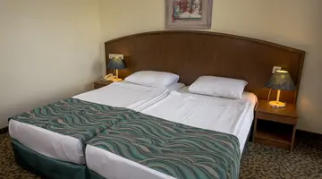DOSI HOTEL