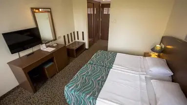 Dosi Hotel